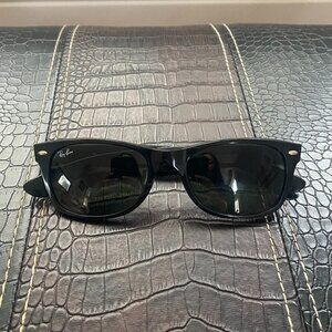 Rayban New Wayfarer Sunglasses
